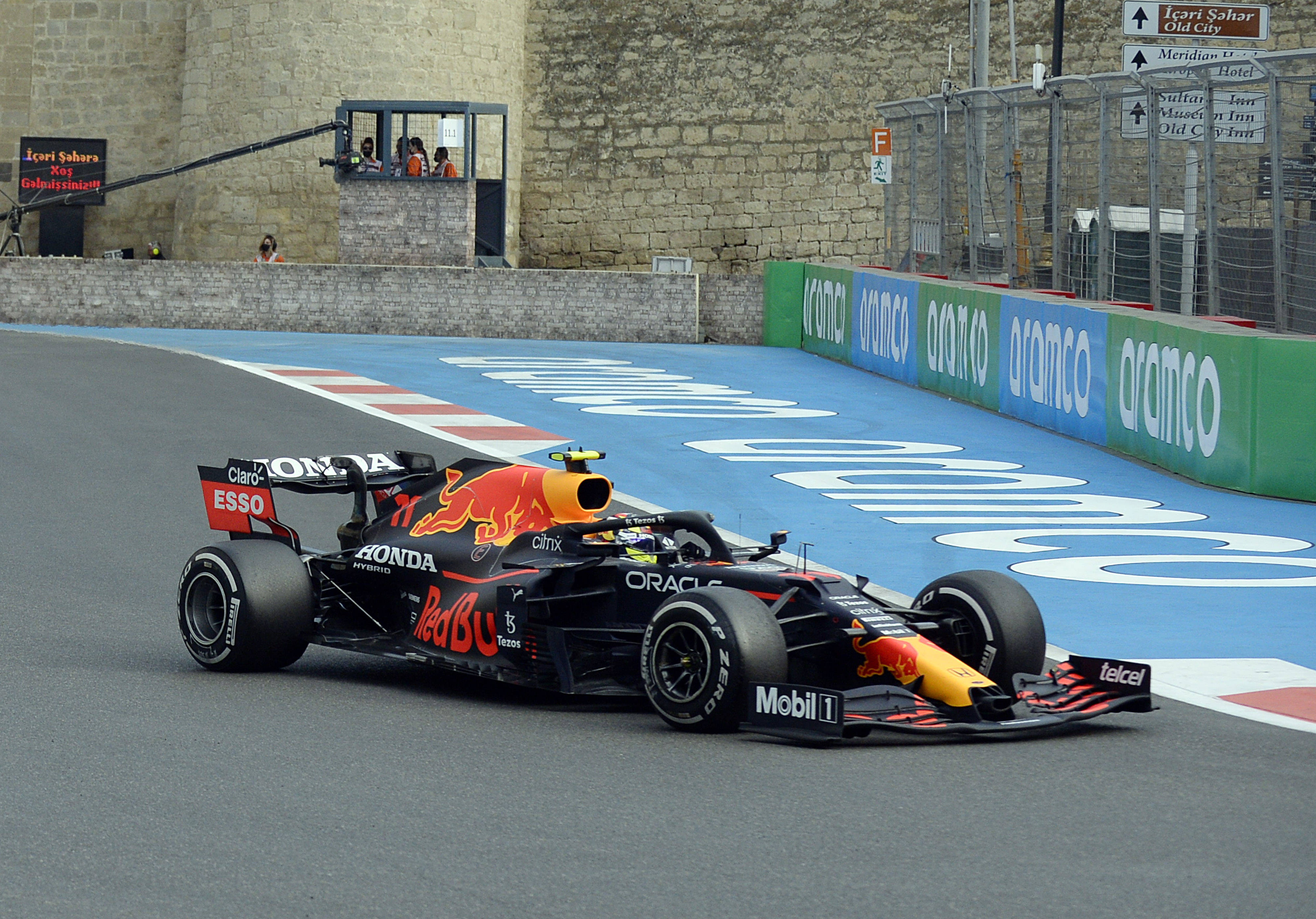 阿斯顿马丁轻取红牛二队，诺里斯点燃赛场