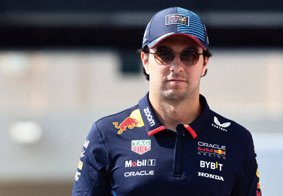 IM体育官方平台-法拉利完胜索伯车队，佩雷兹点燃赛场