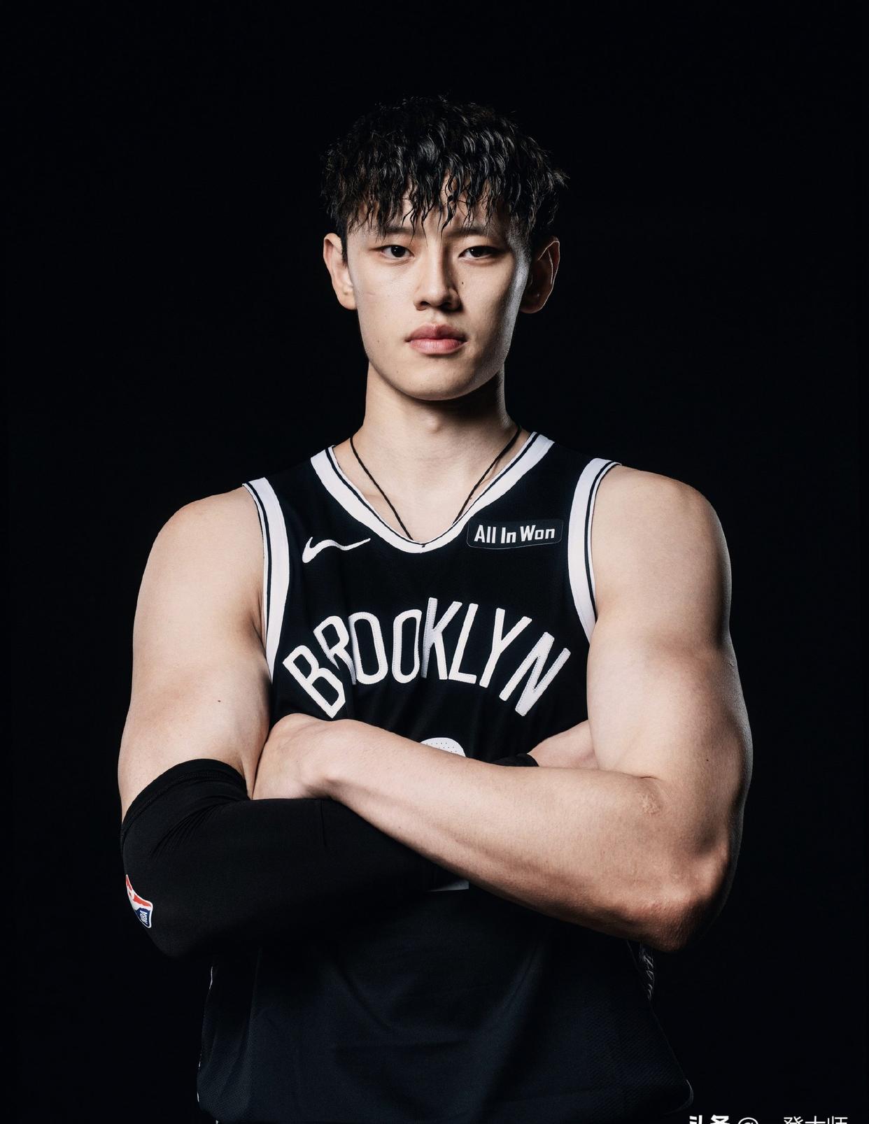 IM体育官方平台-篮网再次爆冷胜利，引发关注