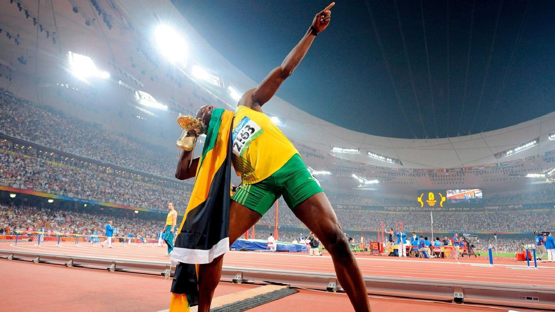 IM体育官方网站-双城记，从德甲争冠焦点战到京沪决胜局—体育精神的时空交响